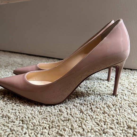 Christian Louboutin patent leather pumps - Picture 2 of 5